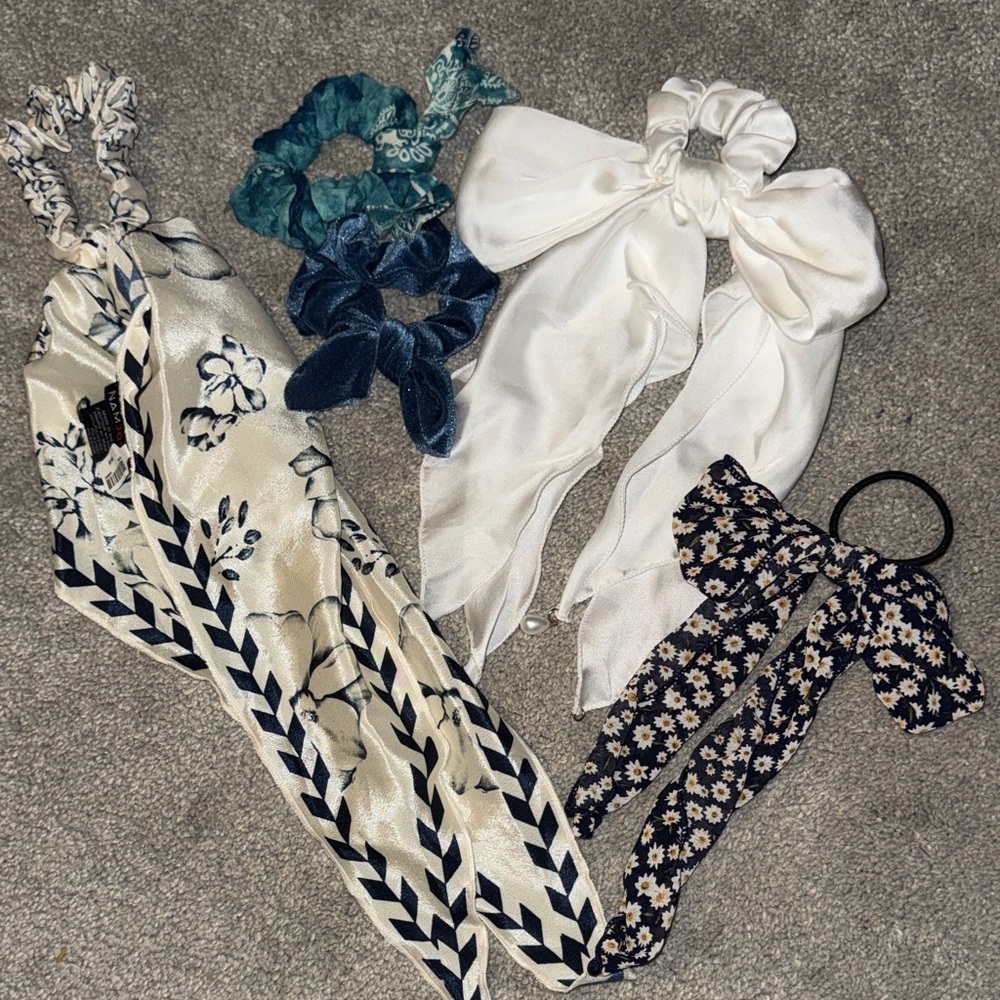 Elegant White and Blue Hair Accessories Set